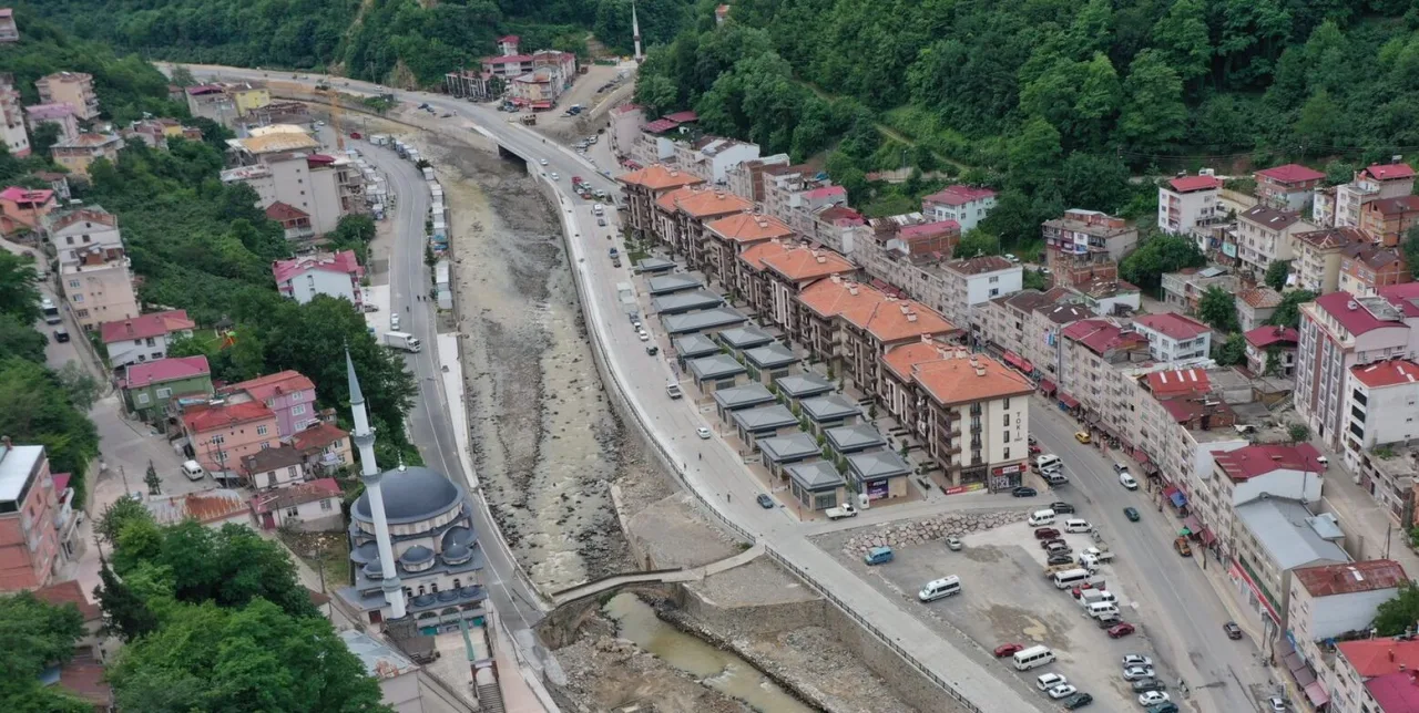 İlçe Merkezine Yapılan İşyerlerinin Fiyatları Açıklandı
