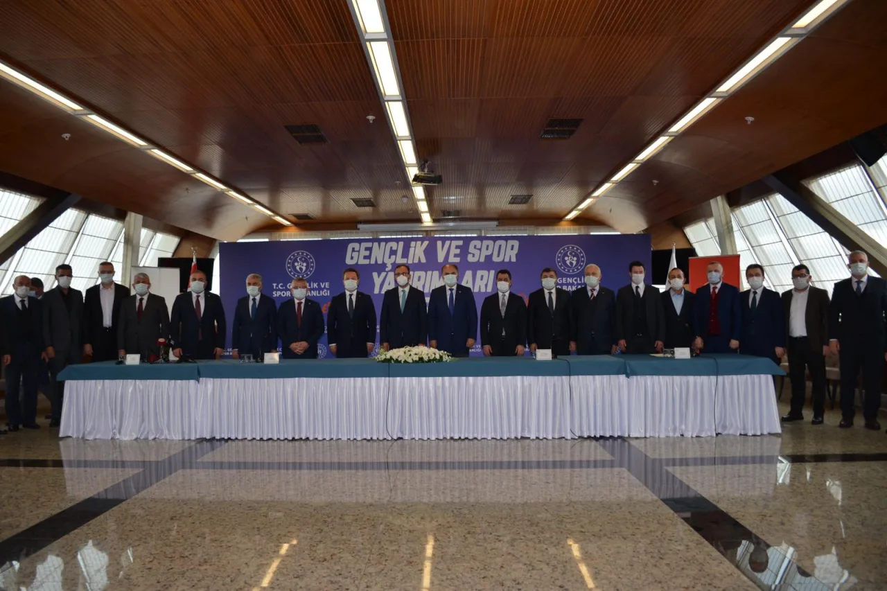 Gençlik Merkezi İçin Protokol İmzalandı
